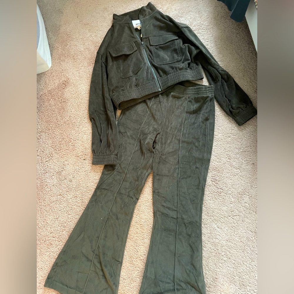 NWT Aerie matching track suit
